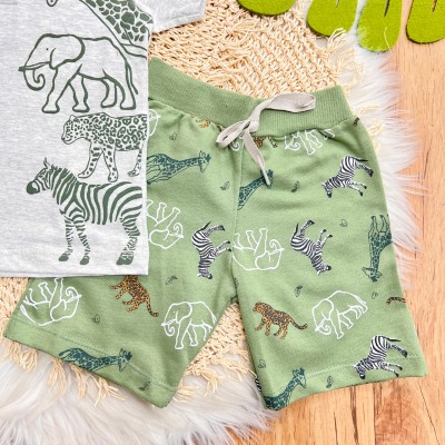 Conj. Camiseta Giraffe, Elephant, Ounce e Zebra e Bermuda - Mescla e Verde
